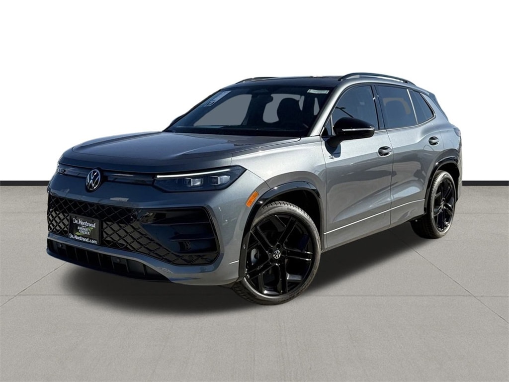 2026 Volkswagen Tiguan SE R-LINE BLACK's photo