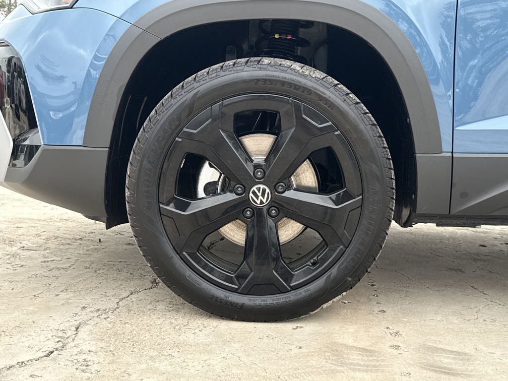 2026 Volkswagen Taos SEL - Photo 9