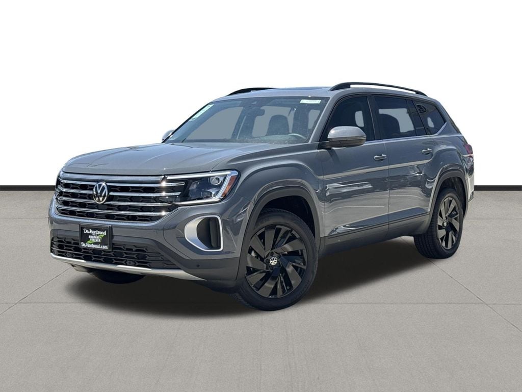 New 2026 Volkswagen Atlas SE w/Technology