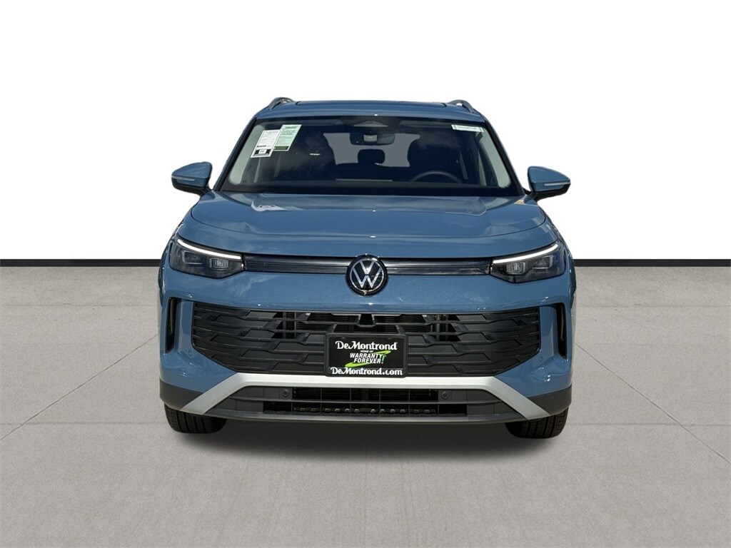 2026 Volkswagen Tiguan SE photo 2