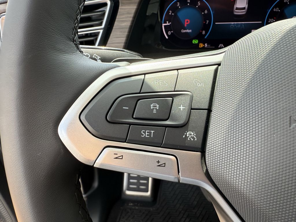 2026 Volkswagen Atlas SEL Premium R-Line - Photo 16
