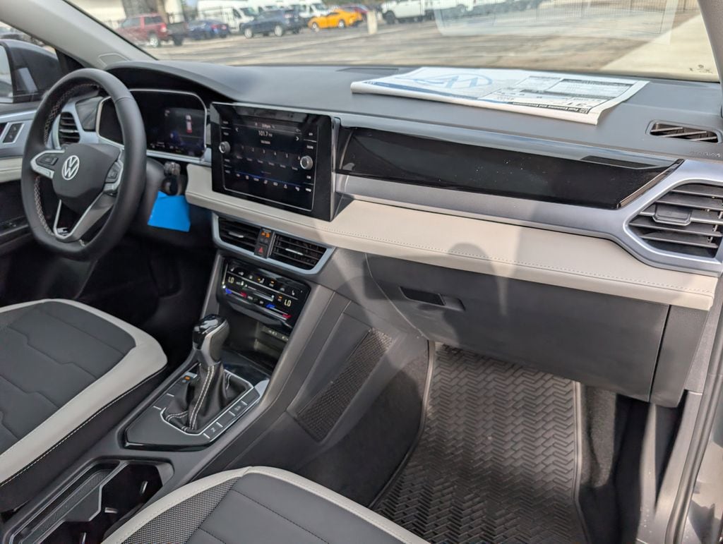 2026 Volkswagen Taos SE - Photo 30