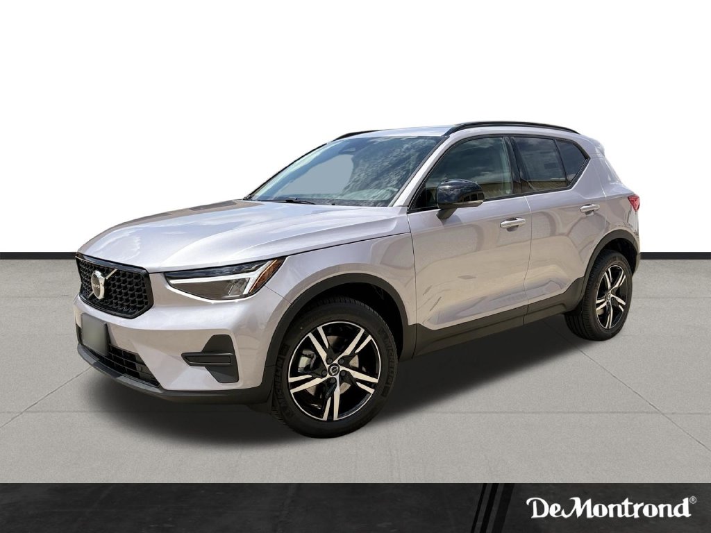 2026 Volvo XC40 B5 Core AWD SUV