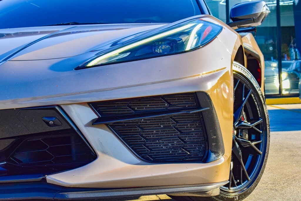 2024 Chevrolet Corvette Stingray 2LT photo 3