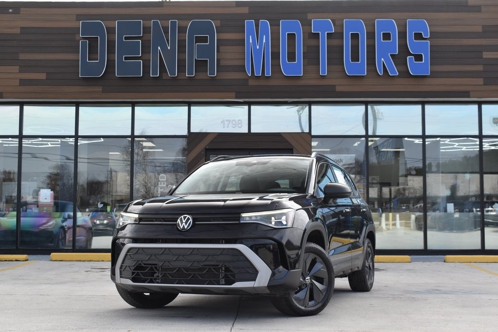 2025 Volkswagen Taos S's photo