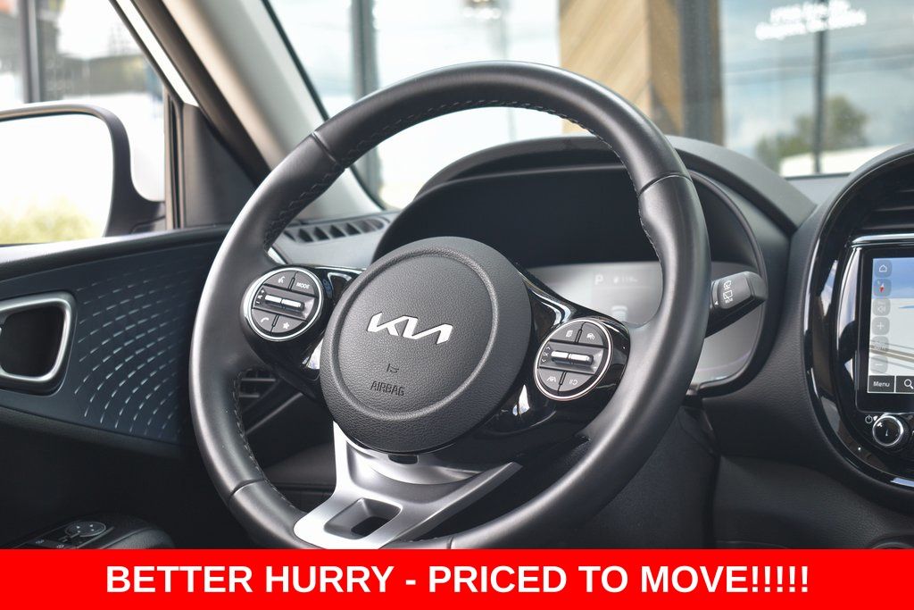 2023 Kia Soul EX - Photo 29
