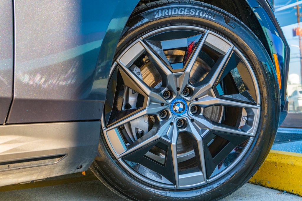 2025 BMW i5 40 - Photo 26