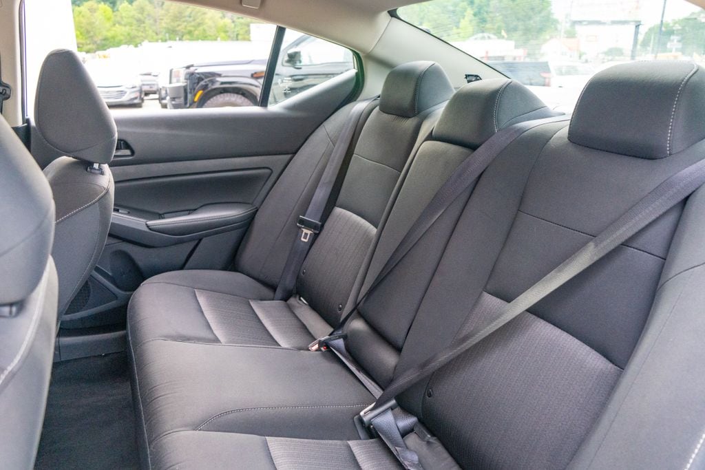 2025 Nissan Altima SV - Photo 38