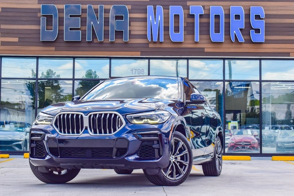 2022 BMW X6 40i's photo