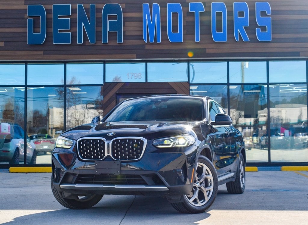 2022 BMW X4 30i's photo