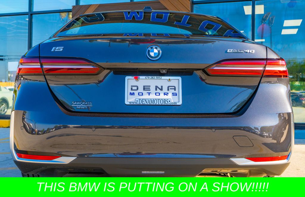 2025 BMW i5 40 - Photo 21