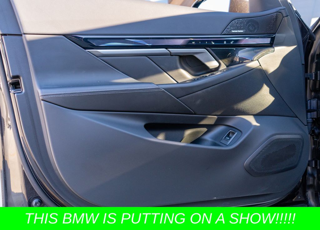 2025 BMW i5 40 - Photo 34