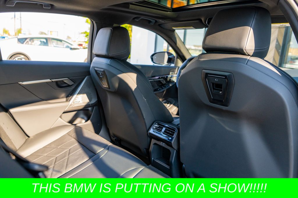 2025 BMW i5 40 - Photo 44