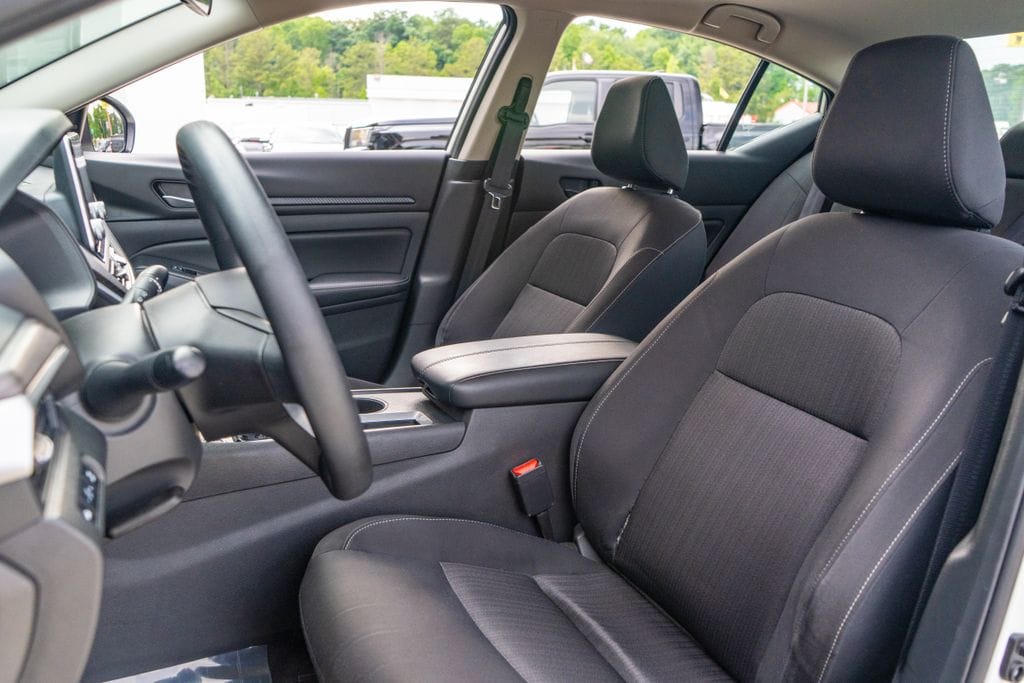 2025 Nissan Altima SV - Photo 36