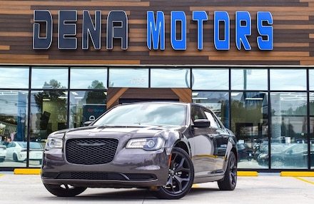 2022 Chrysler 300 Touring Sedan