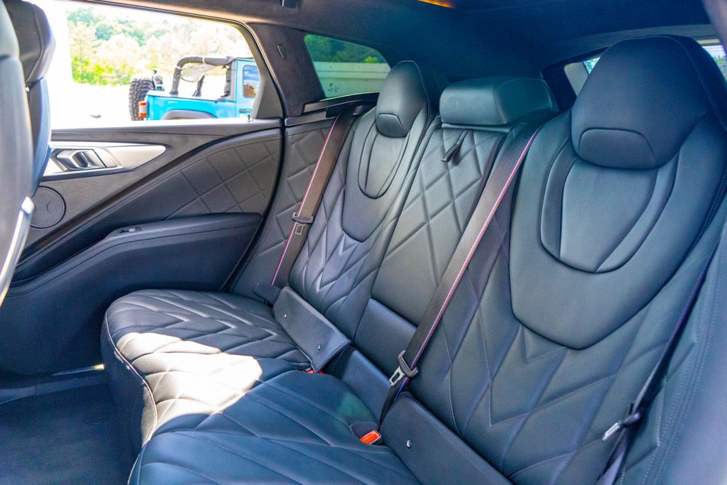 2023 BMW XM Base - Photo 43
