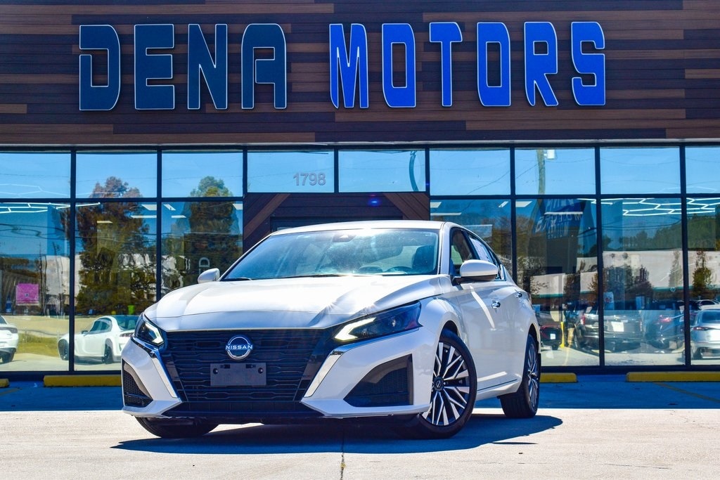 2023 Nissan Altima SV
