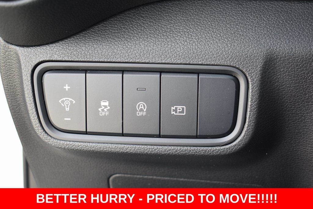 2023 Kia Soul EX - Photo 12