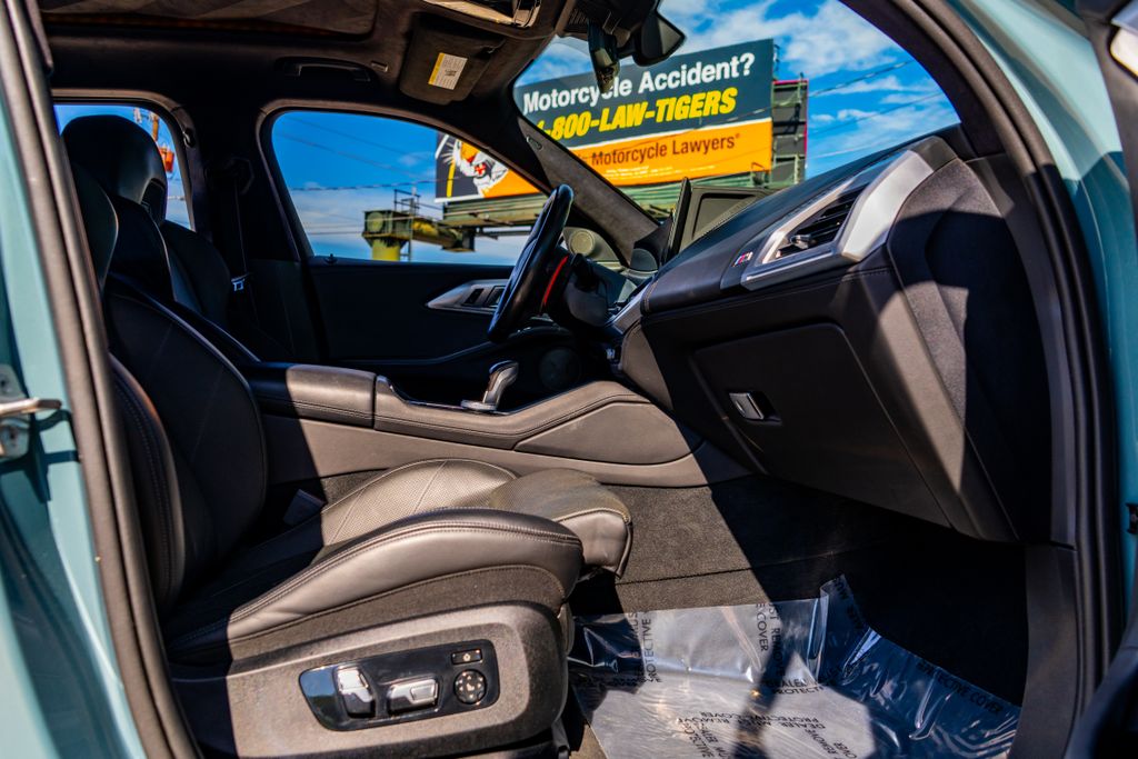 2023 BMW XM Base - Photo 52