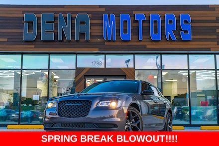 2022 Chrysler 300 Touring Sedan