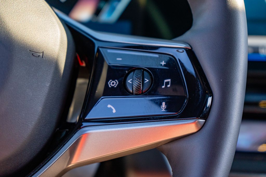 2025 BMW i5 40 - Photo 31