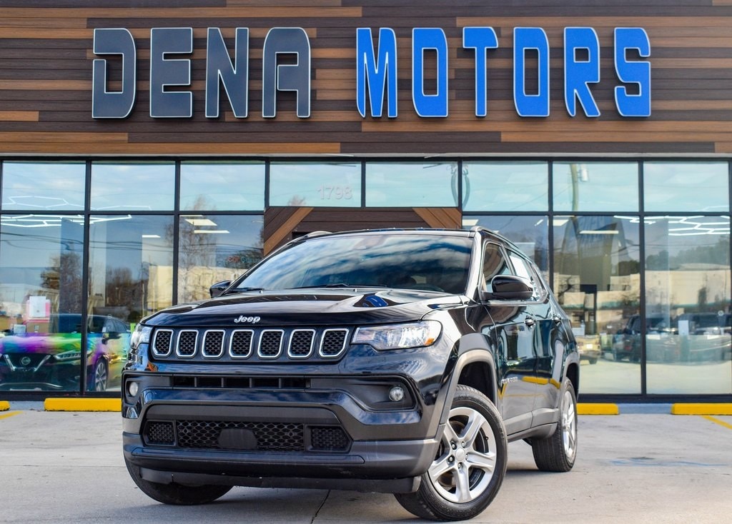 2023 Jeep Compass Latitude's photo