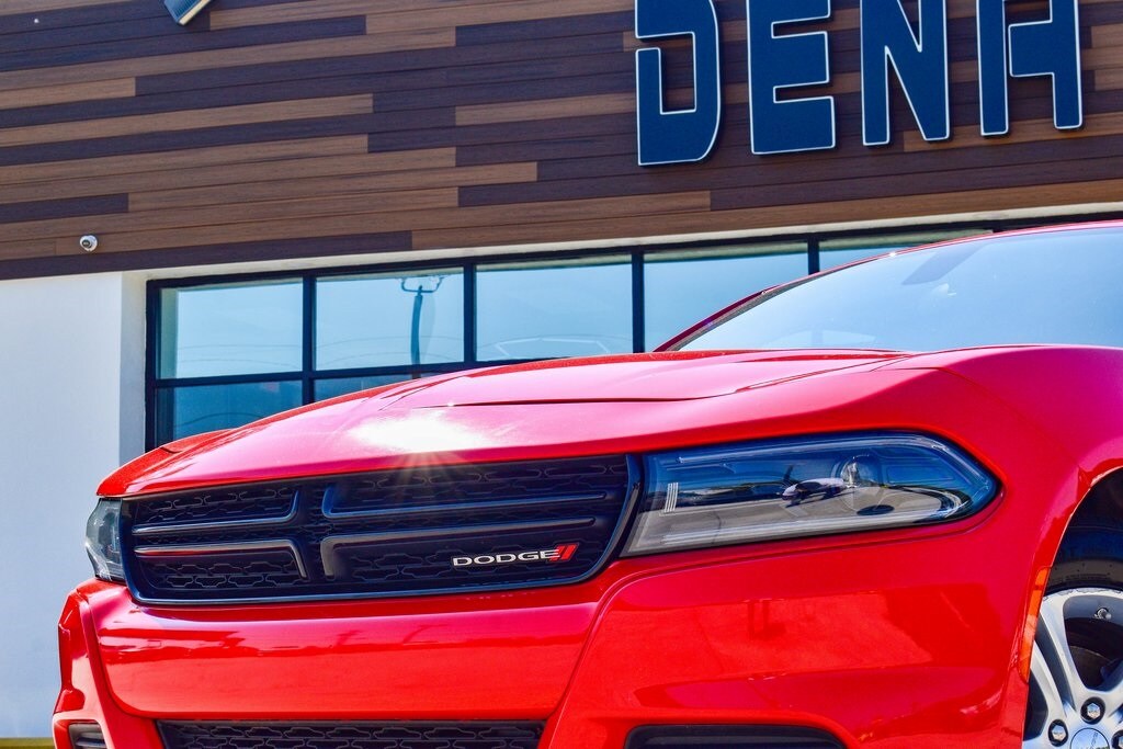 2022 Dodge Charger SXT photo 2