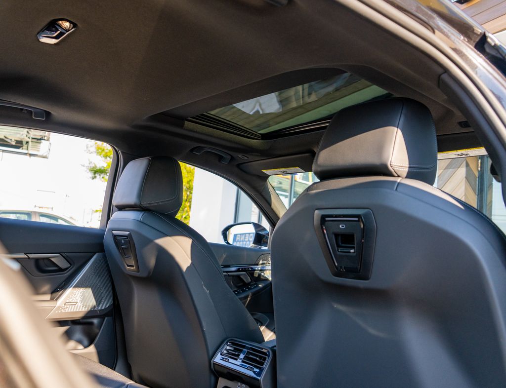 2025 BMW i5 40 - Photo 45