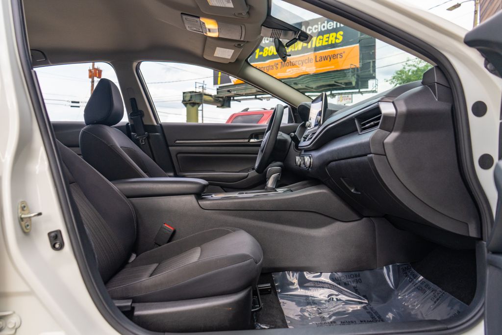 2025 Nissan Altima SV - Photo 45
