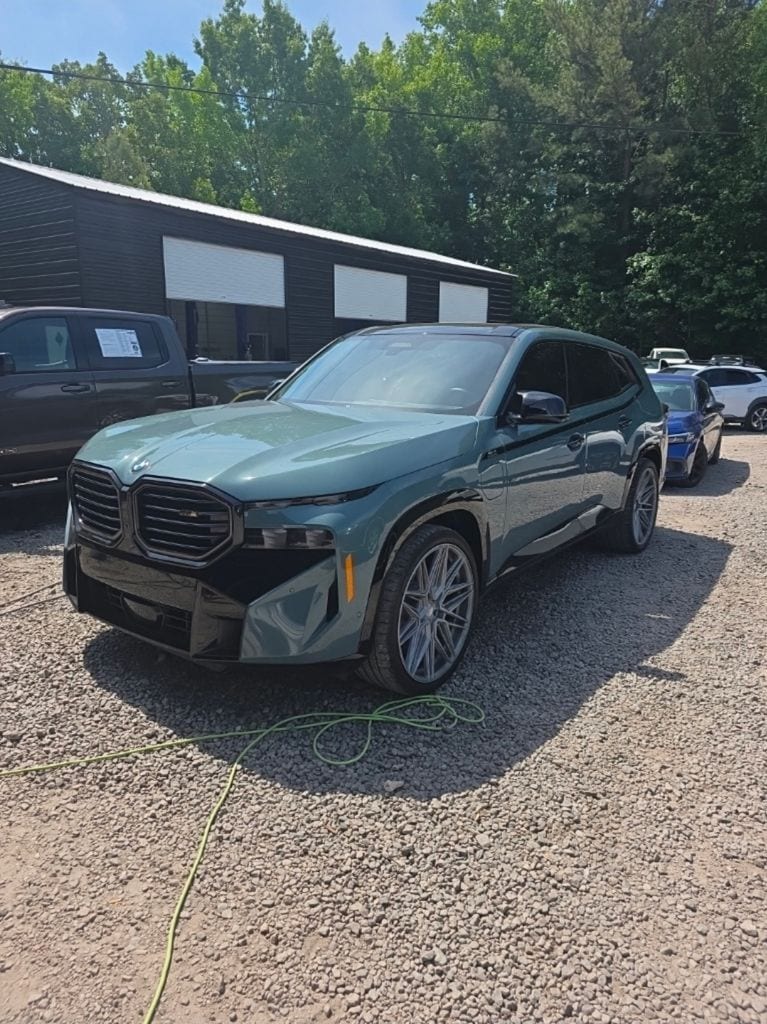 2023 BMW XM -'s photo