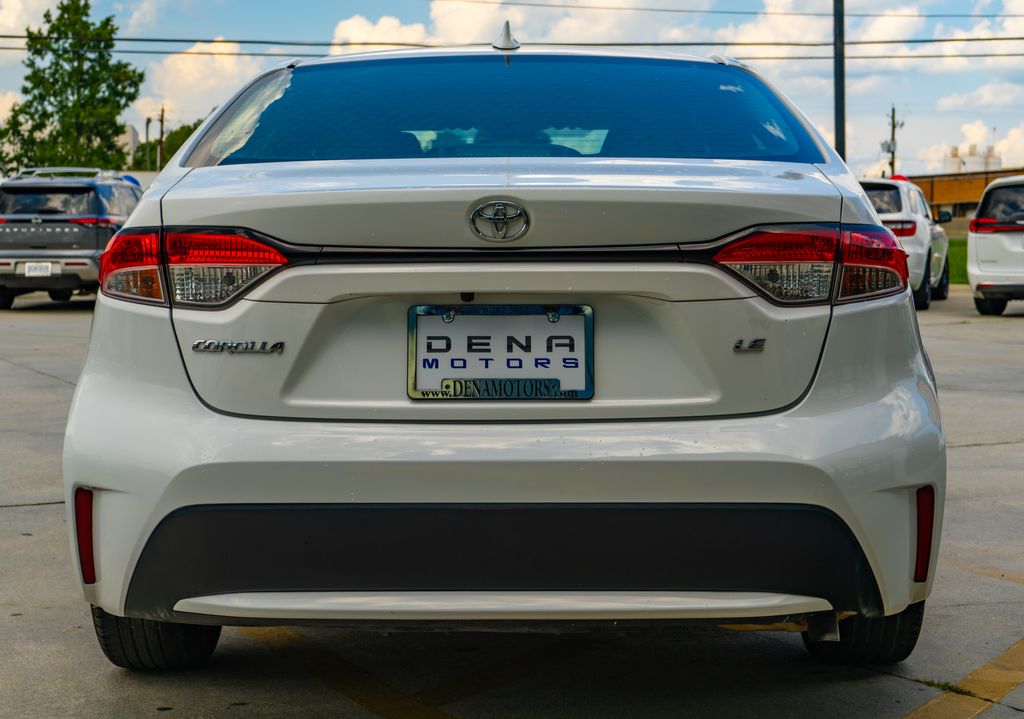 2021 Toyota Corolla LE - Photo 23