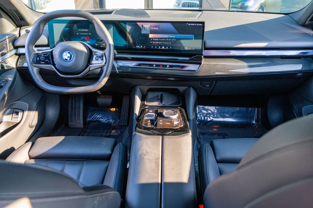 2025 BMW i5 40 - Photo 50