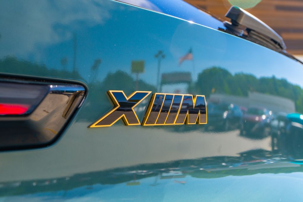 2023 BMW XM Base - Photo 20