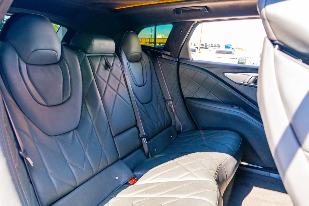 2023 BMW XM Base - Photo 47