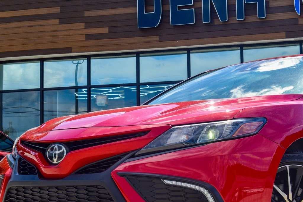 Used 2022 Toyota Camry SE Sedan