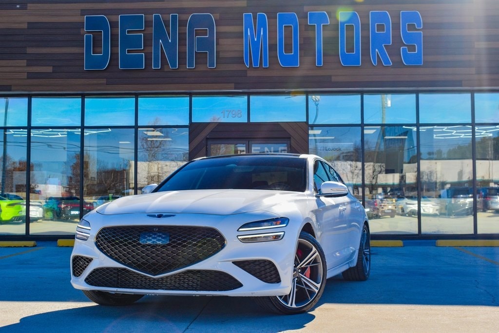 2022 GENESIS G70 Standard's photo