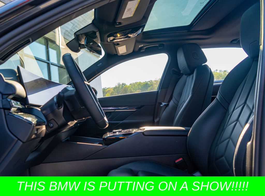 2025 BMW i5 40 - Photo 37
