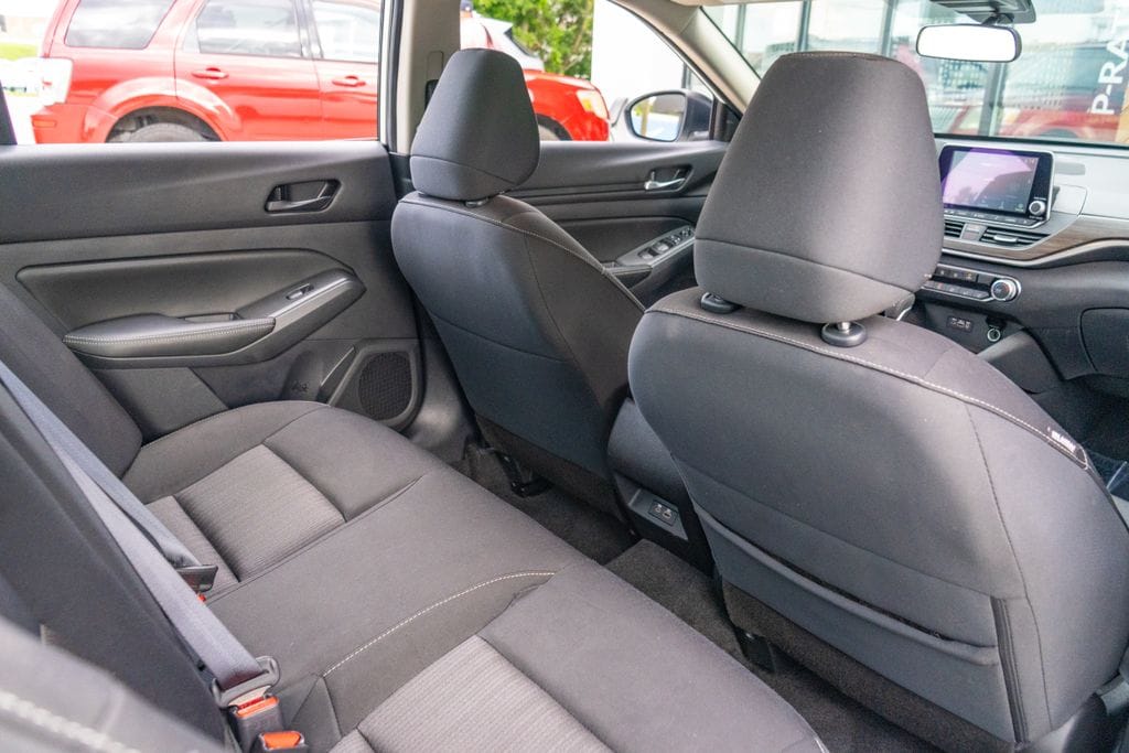 2025 Nissan Altima SV - Photo 43