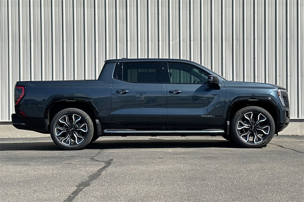 2025 Gmc Sierra EV Denali photo 4