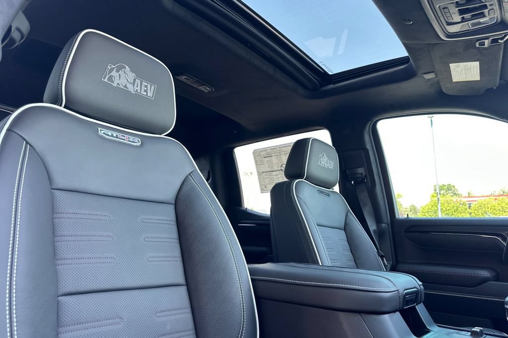 2026 GMC Sierra 1500 AT4X - Photo 16