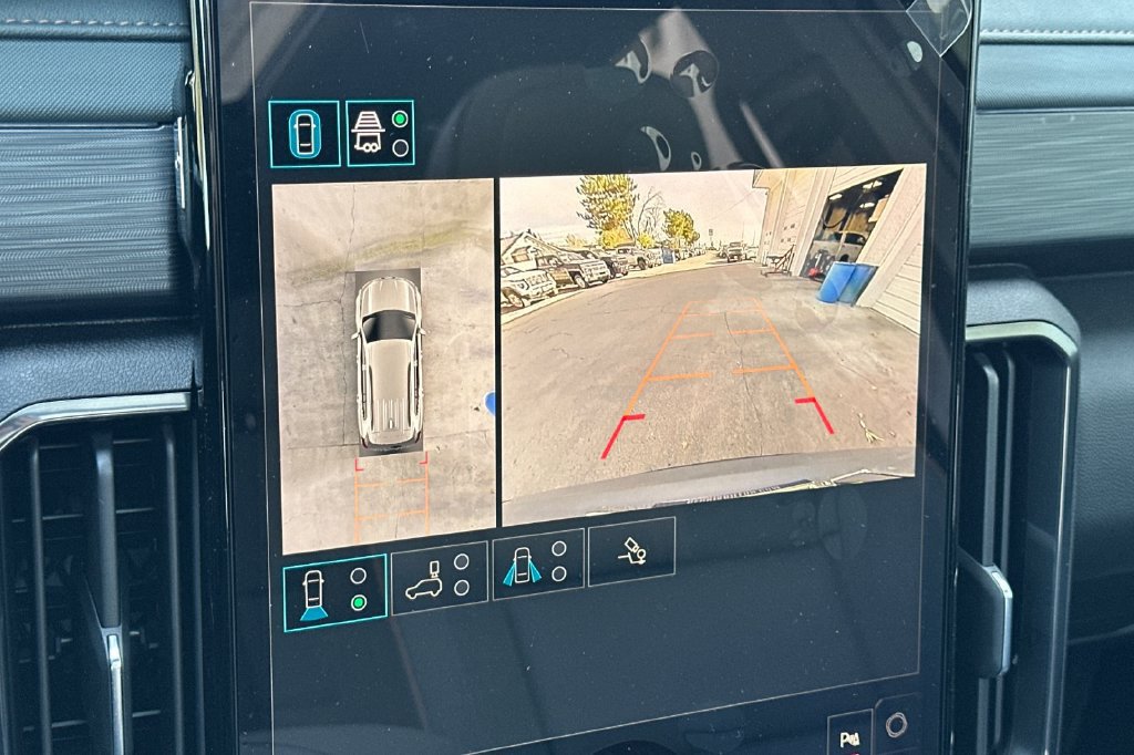 2026 GMC Acadia AT4 - Photo 20