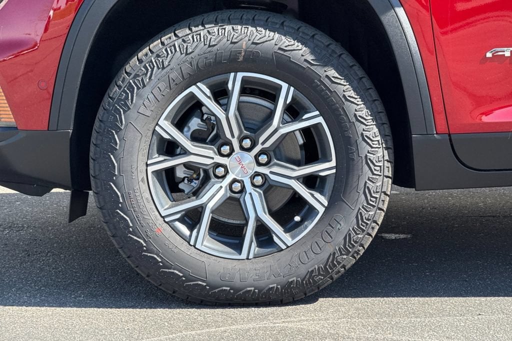 2026 GMC Acadia AT4 - Photo 27