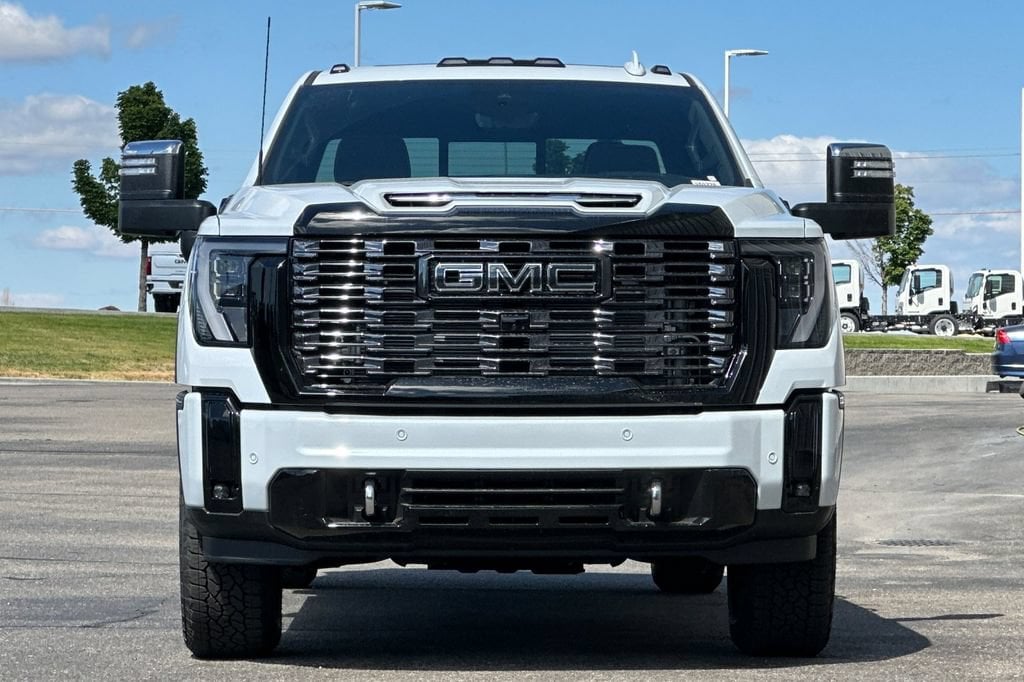 2026 GMC Sierra 2500HD Denali Ultimate - Photo 12