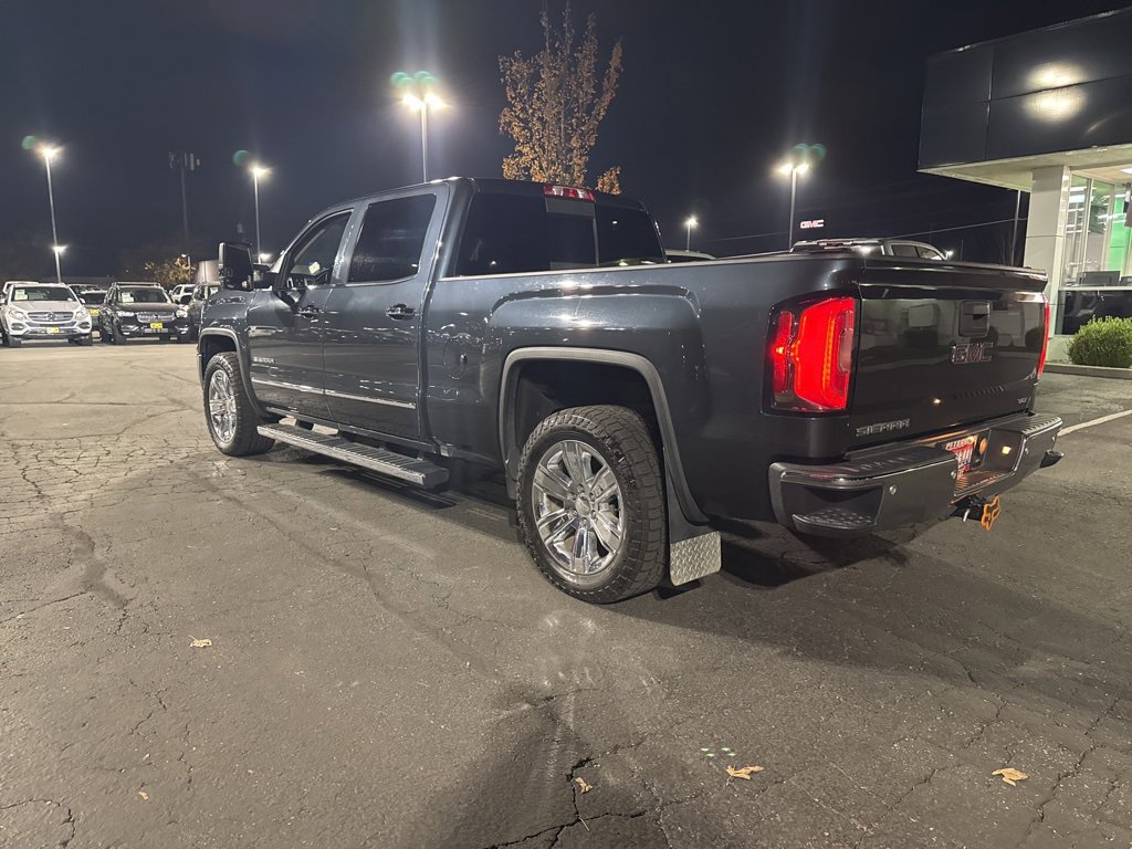 2018 Gmc Sierra 1500 SLT photo 3