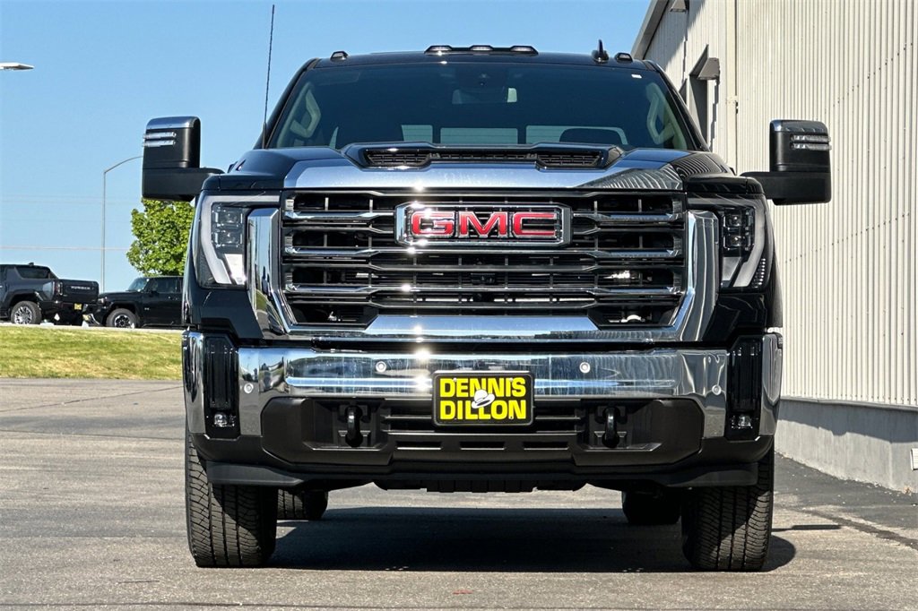2025 Gmc Sierra 2500 HD SLT photo 3