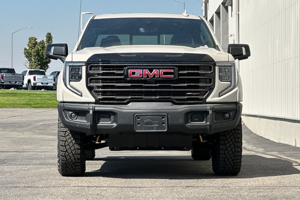 2026 GMC Sierra 1500 AT4X - Photo 12