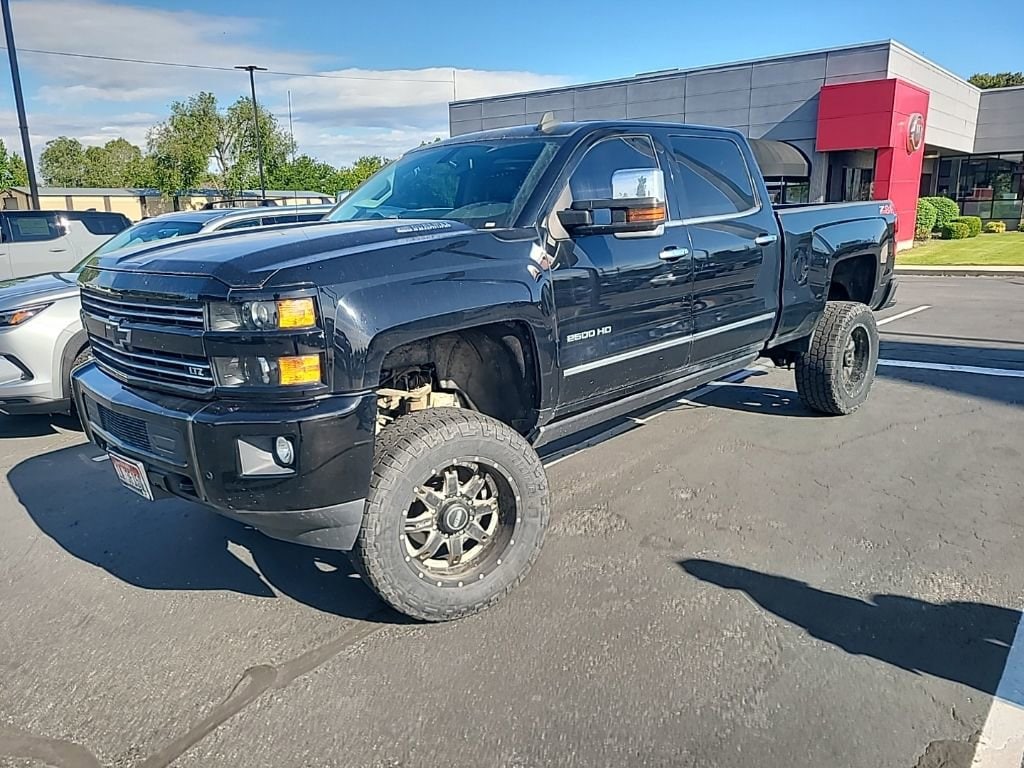 2016 Chevrolet Silverado HD LTZ 4WD Crew Cab Standard Box's photo