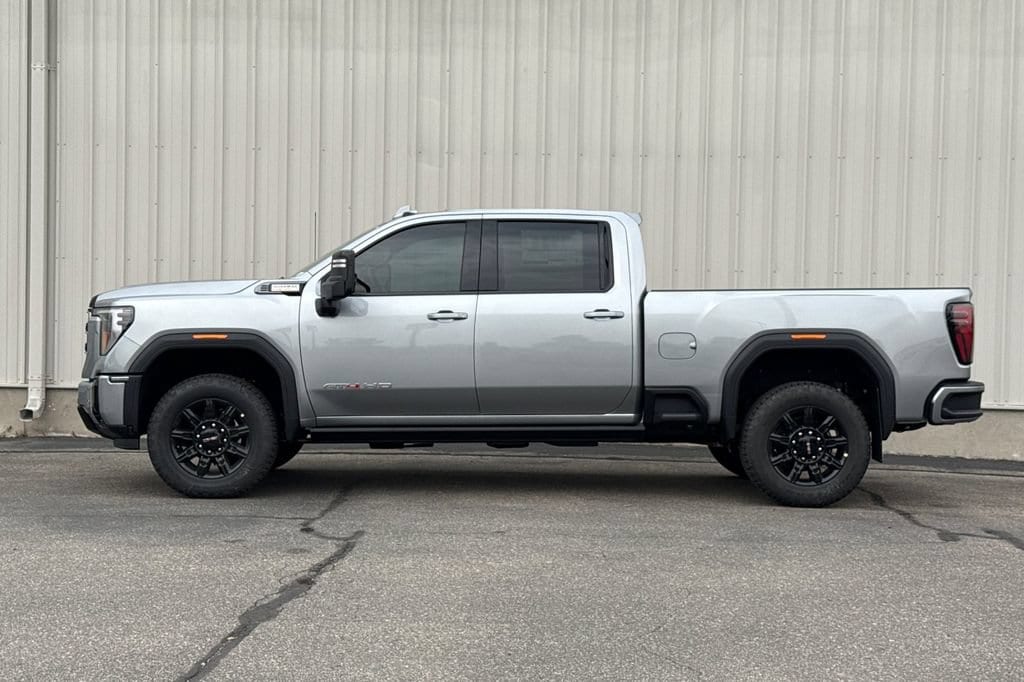 2026 GMC Sierra 2500HD AT4 - Photo 10