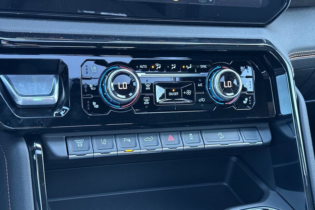 2026 GMC Sierra 3500HD AT4 - Photo 17