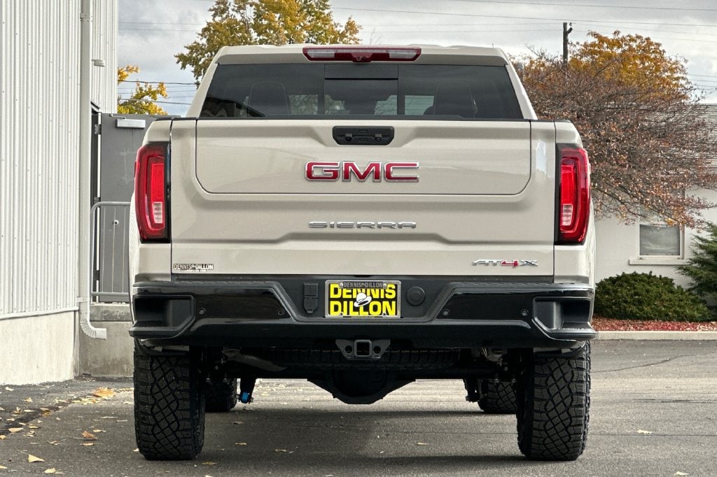 2026 GMC Sierra 1500 AT4X - Photo 7
